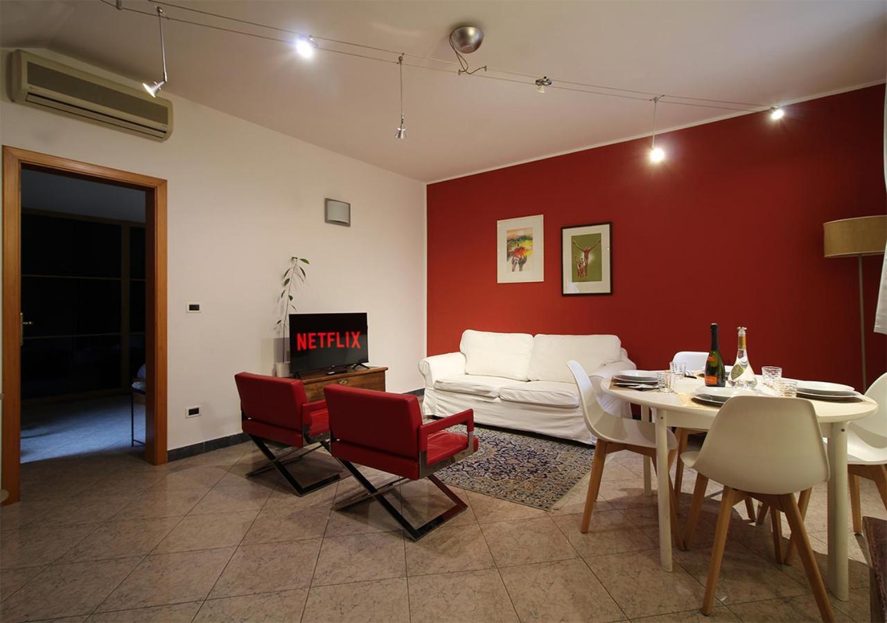 Cozy Apartment In The Heart Of Bolonia Exterior foto